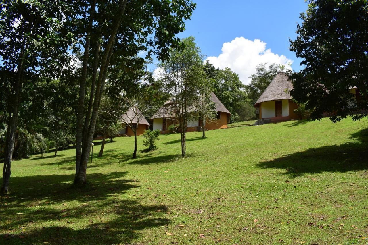 Kibale Guest Cottages Fort Portal Exterior foto